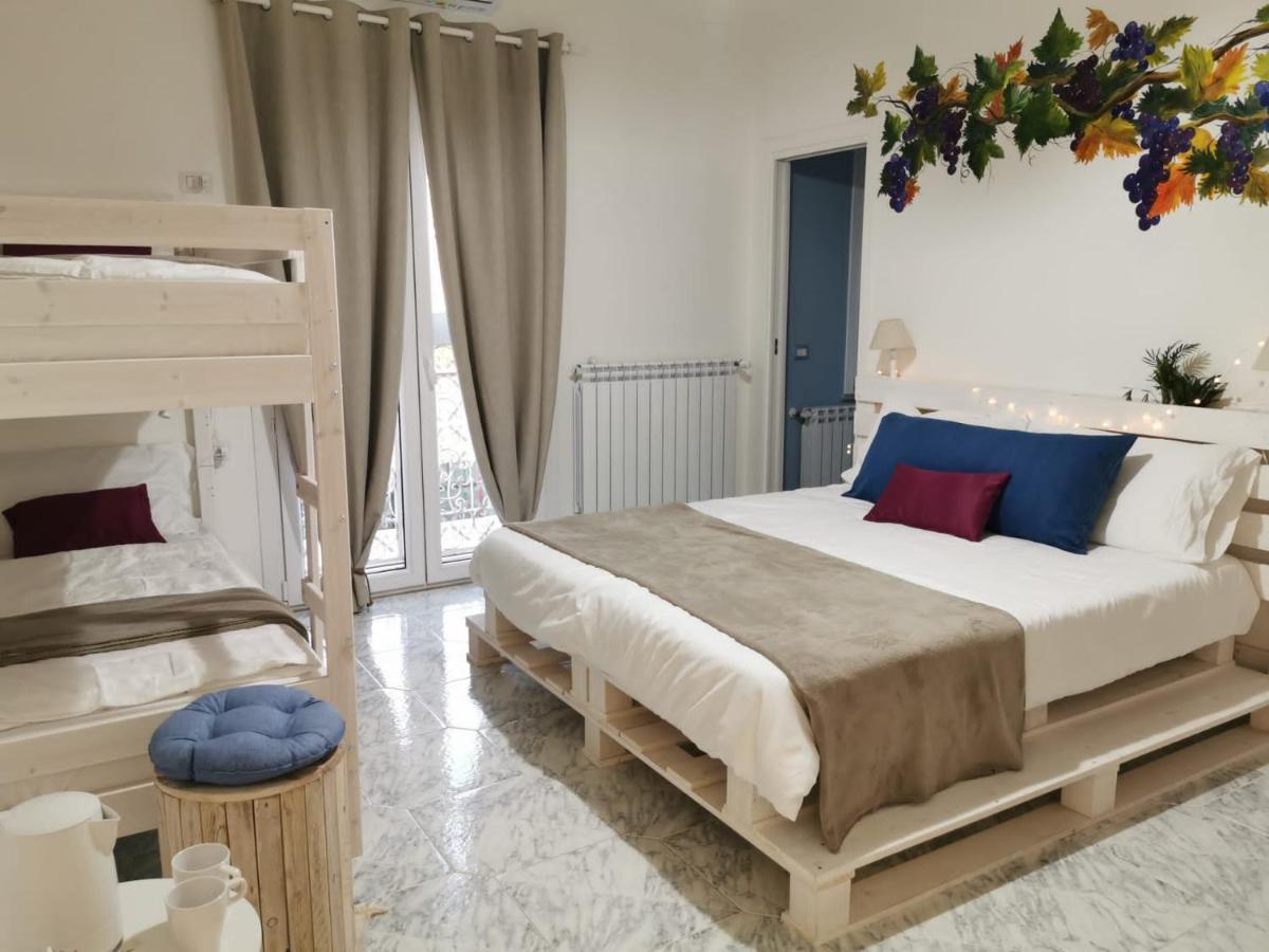 Отель Alma Migrante Bed&Wine Telese Terme Номер фото