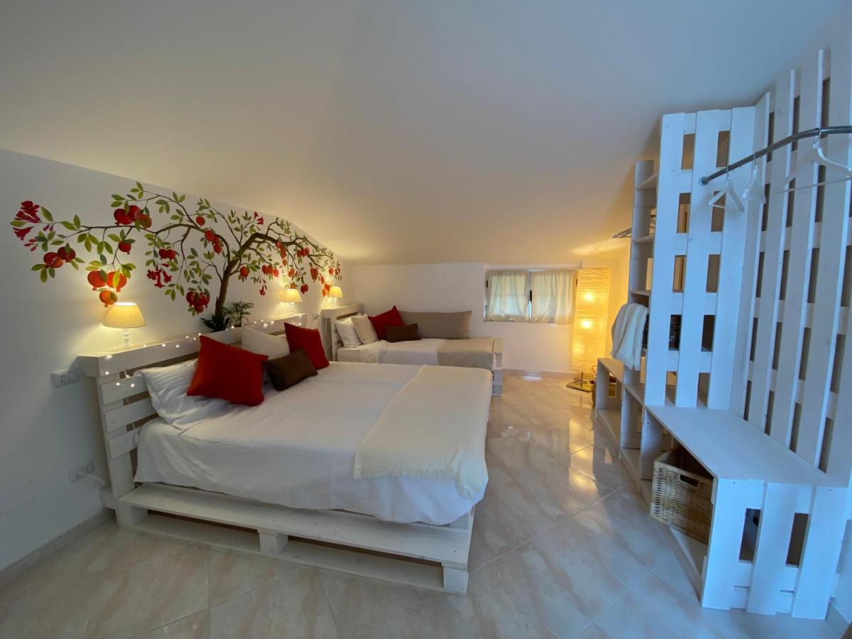Отель Alma Migrante Bed&Wine Telese Terme Номер фото